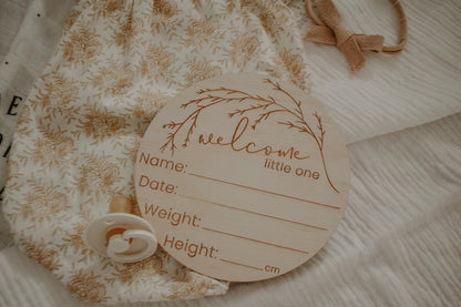 single-disc-announcement-welcome-little-one-whimsical-1